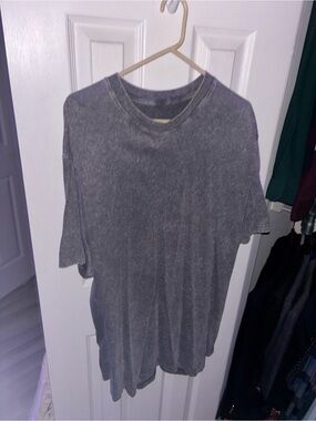 Washed Charcoal Gray Short Sleeve t men’s xxl !!!! Like new! Bloomingdale’s